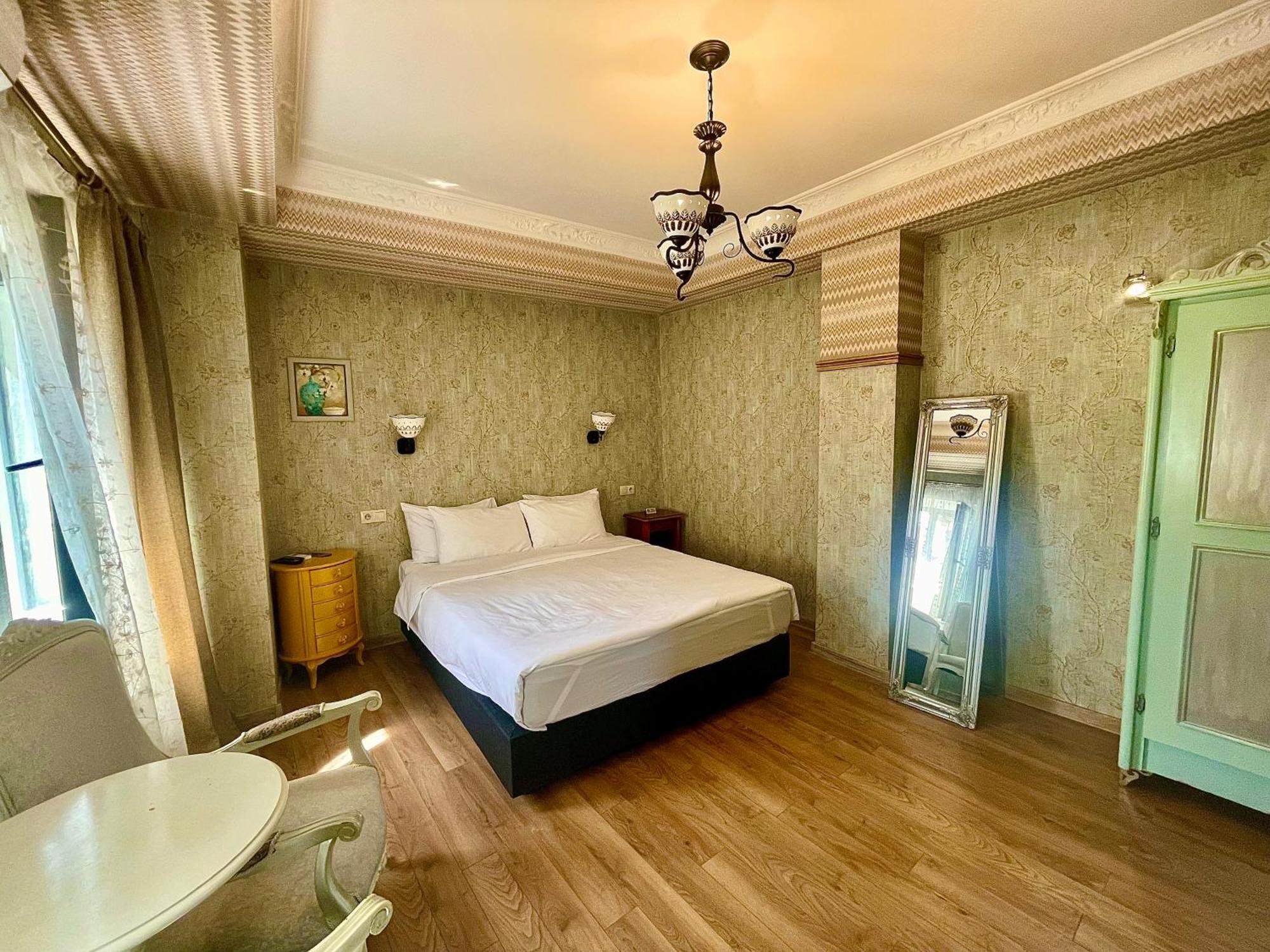 34 Silver Rooms Тбилиси Екстериор снимка